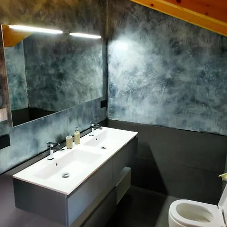 La Vista Apartment